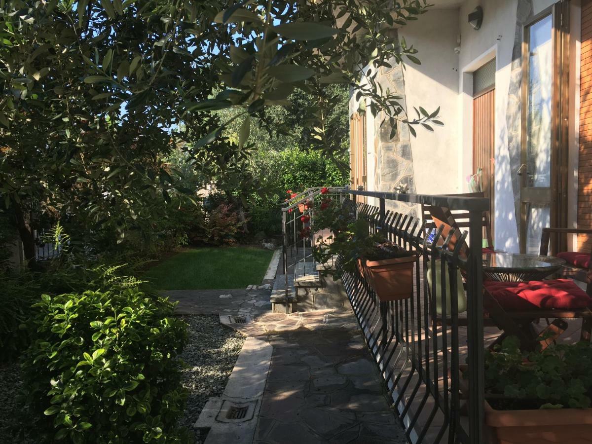 Celeste'S House Villa Rivoltella del Garda Luaran gambar