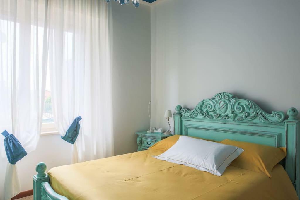 Celeste'S House Villa Rivoltella del Garda Luaran gambar